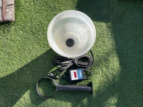 DISTRIBUTEUR DE NOURRITURE – AUTOMATIC FISH FEEDER XCLEAR - Sans Carton d'origine et couvercle abimé – Image 2